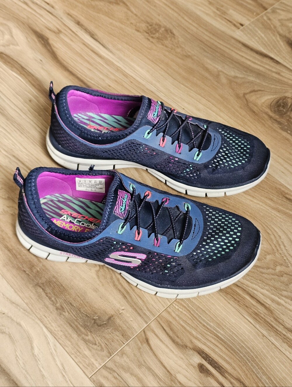 Skechers Fit Glides Navy/ Pink  Athletic Slip-Ons for Women
